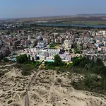 Отель Delfin