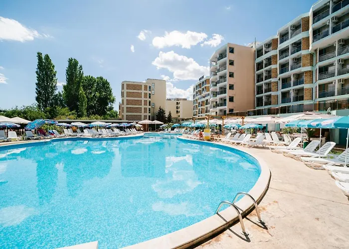 Delfin Отель 3*